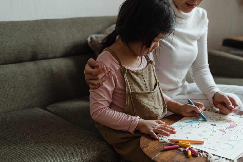 10 increibles ideas de cosas para hacer con los palets y anadir un toque creativo a tu hogar