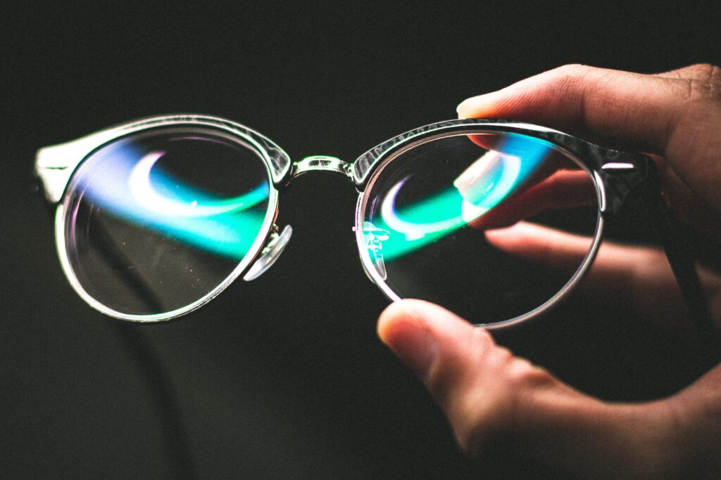 como limpiar las gafas 3d de forma eficiente y mantener su calidad optica intacta