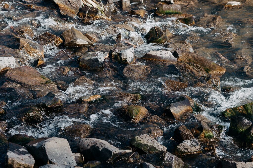 descubre como limpiar las hermosas piedras minerales facil y eficientemente