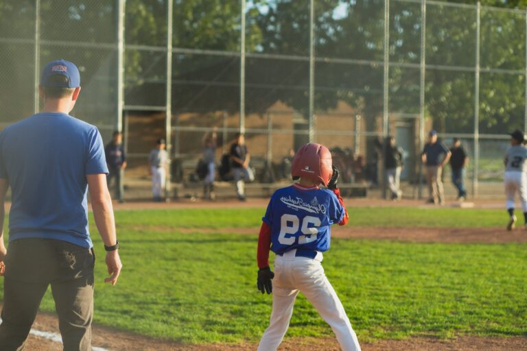 descubre como quitar las ojeras en los hombres de forma efectiva y natural