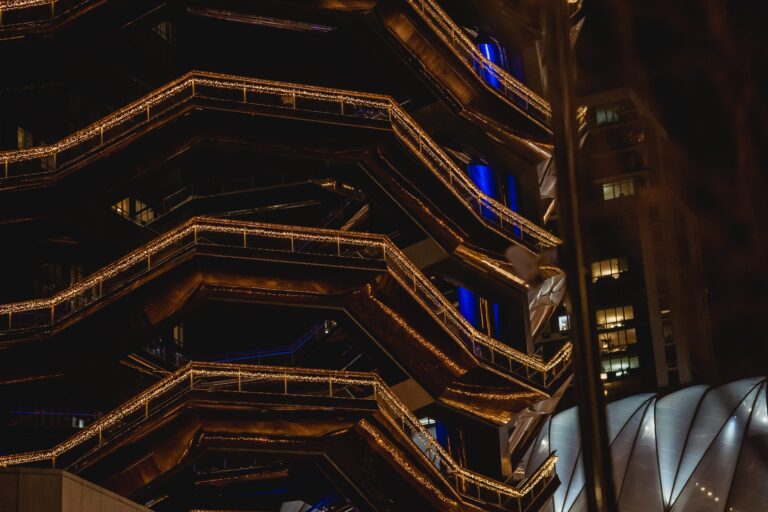 descubre donde encontrar el roble oscuro en minecraft y mejora tus habilidades de construccion