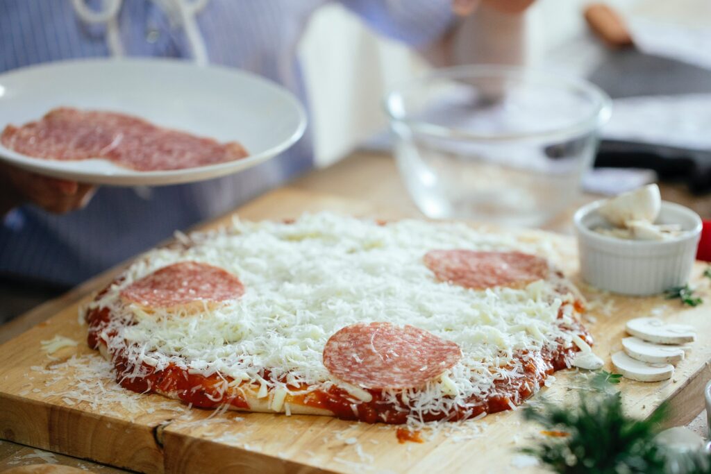 descubre recetas increibles para cocinar con masa de pizza de forma creativa y deliciosa