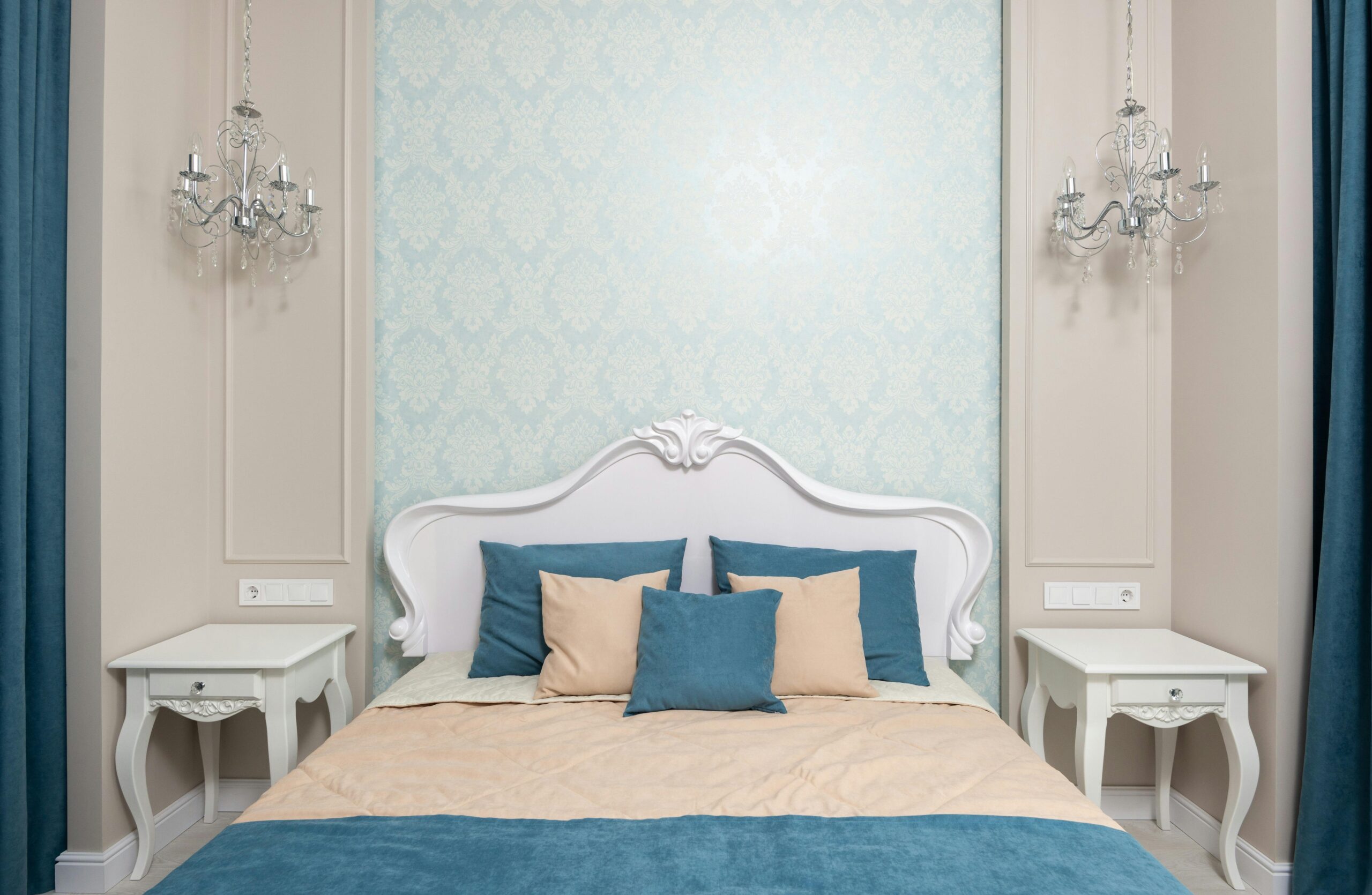 Ideas creativas para decorar un dormitorio con un elegante cabecero de forja