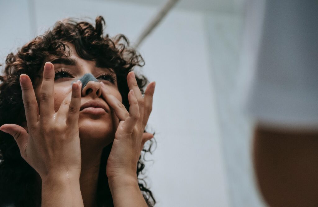 que usar despues de exfoliar el rostro descubre los mejores productos para una piel suave y radiante